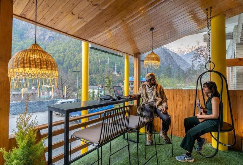 The Hosteller Kasol, Parvati Valley