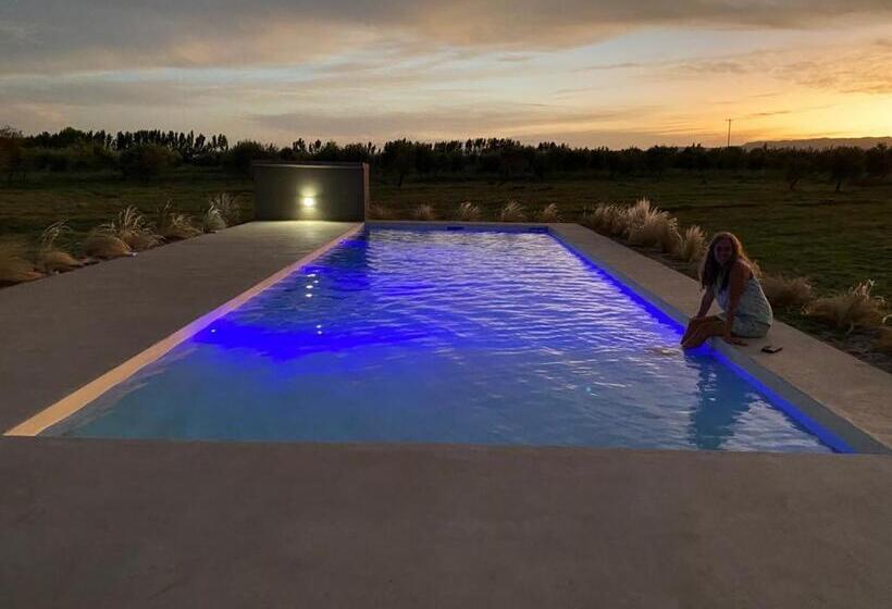 هاستل Boutique Miss Olivos