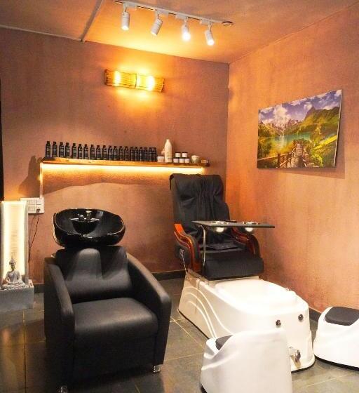 Anantum Gateway Resorts