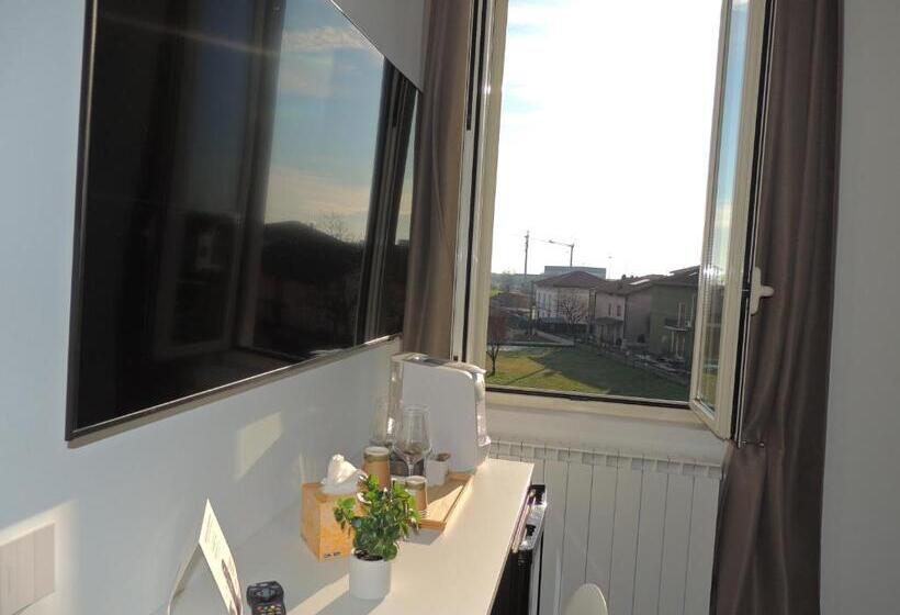 مبيت وإفطار Cozy Living Bergamo