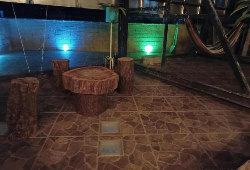 تختخواب و صبحانه Cuarto Rústico