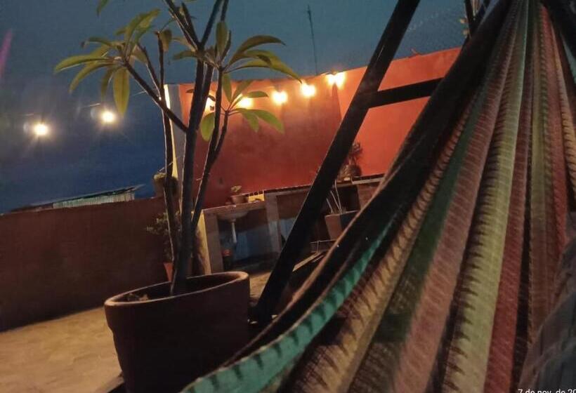 تختخواب و صبحانه Cuarto Rústico