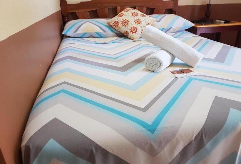 تختخواب و صبحانه Diakopes Inn