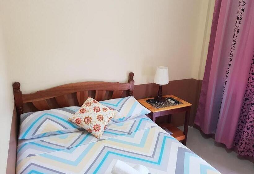 تختخواب و صبحانه Diakopes Inn