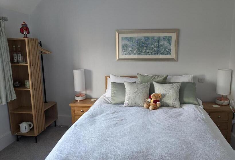 민박 Romsey Brewery House   Circa 1893