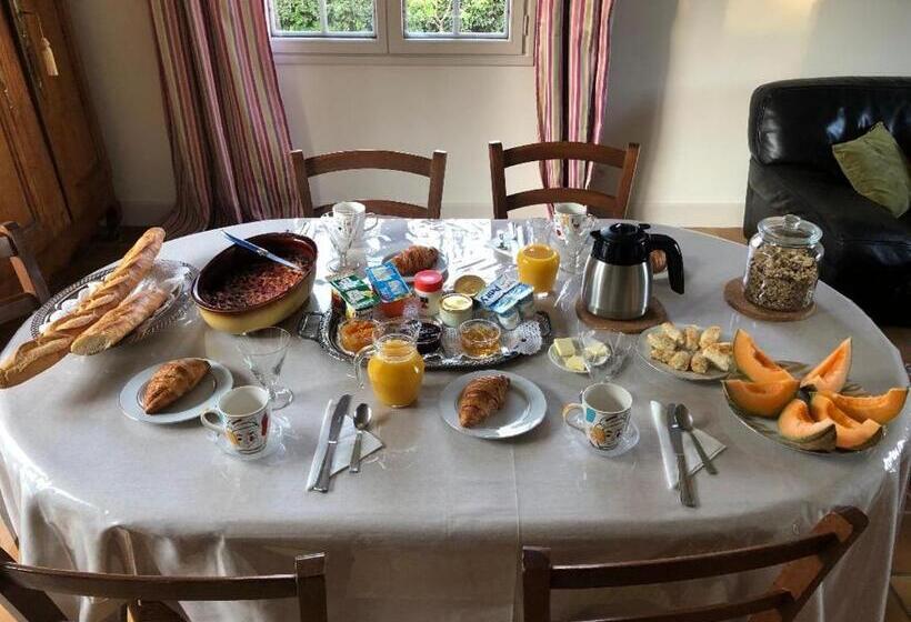 مبيت وإفطار Le Clos Fleuri   Chambres D Hôtes