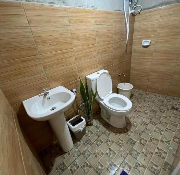 تختخواب و صبحانه Teteng S Apartelle