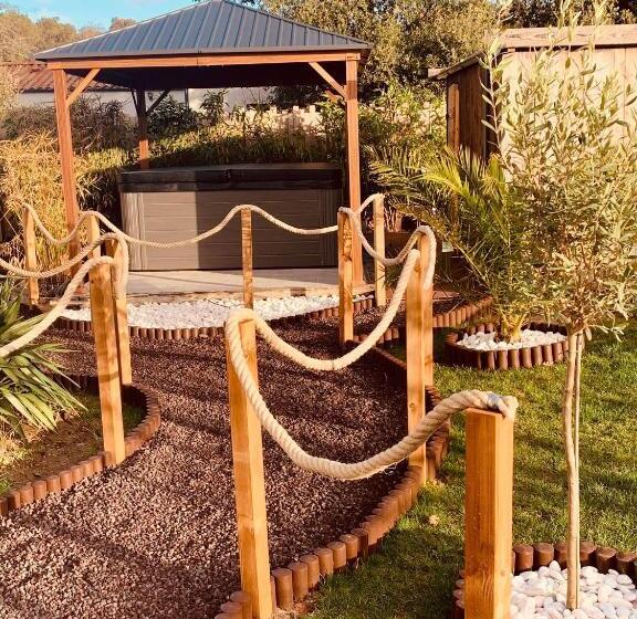 민박 Time Stops Here At Home