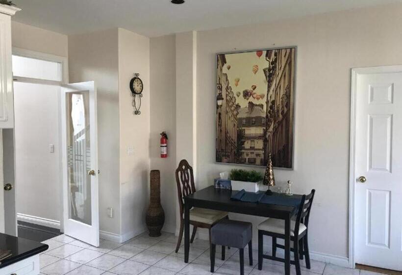 ベッドアンドブレックファースト Xin Xin House