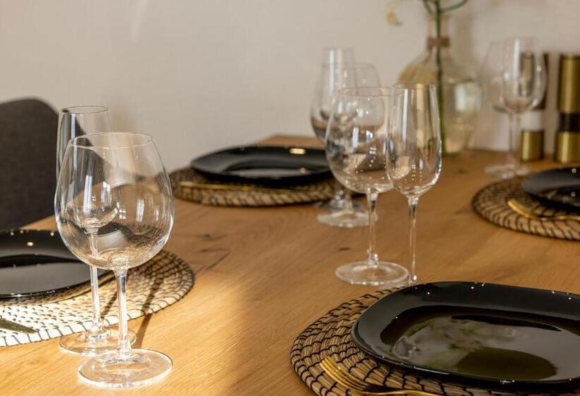 Eh Apartments Jupiter