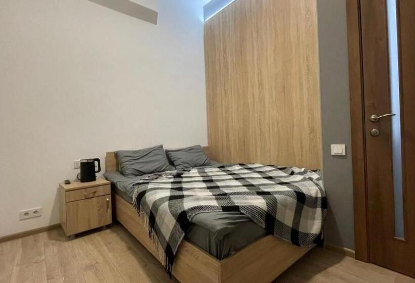 هتل сейф: міні готель 24х7