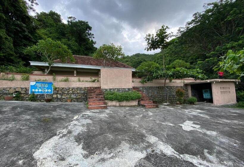 בית מלון כפרי Ara Artati Lombok Bungalows And Restaurant