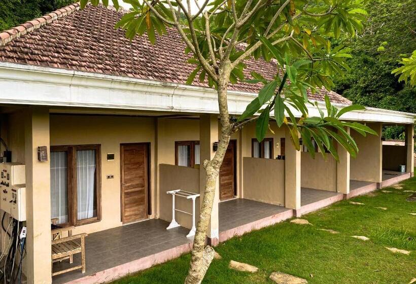בית מלון כפרי Ara Artati Lombok Bungalows And Restaurant