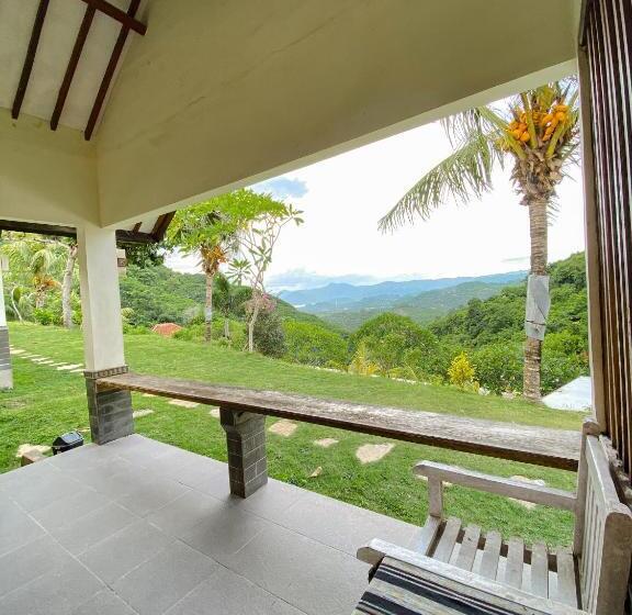 בית מלון כפרי Ara Artati Lombok Bungalows And Restaurant