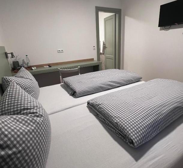 Отель Bike Lodge Spessart