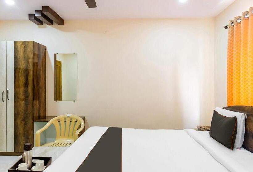 Отель Capital O Mvp Check Inn