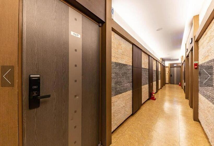 فندق Cheonan Star