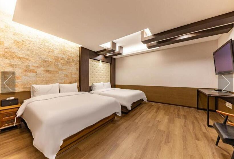 فندق Cheonan Star