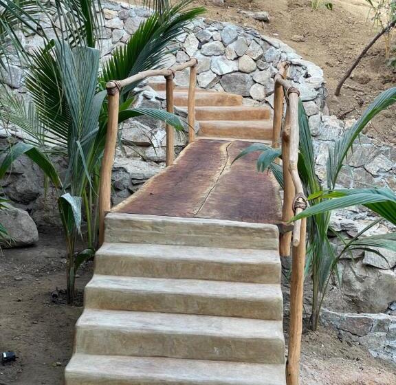 בית מלון כפרי Cocos