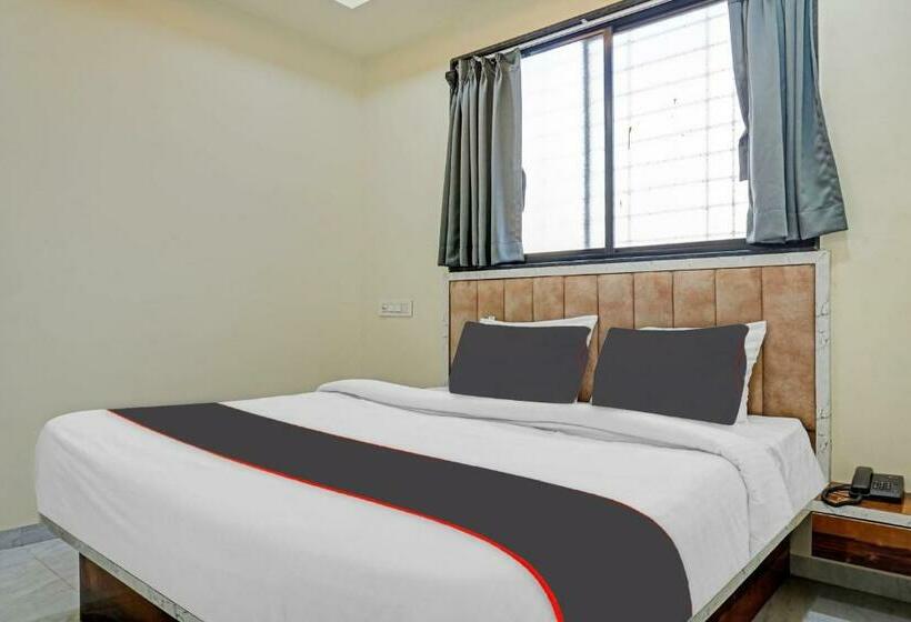 בית מלון כפרי Collection O Rahul Executive & Lodging