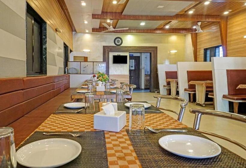 בית מלון כפרי Collection O Rahul Executive & Lodging