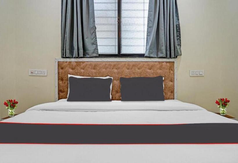 בית מלון כפרי Collection O Rahul Executive & Lodging