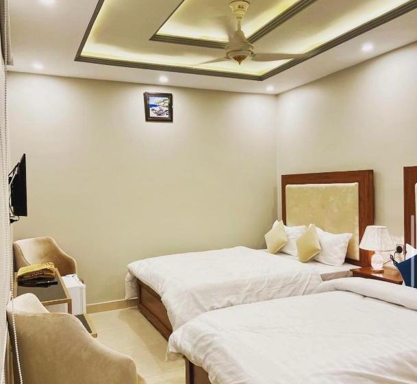 Grand Luxury Hotel Multan