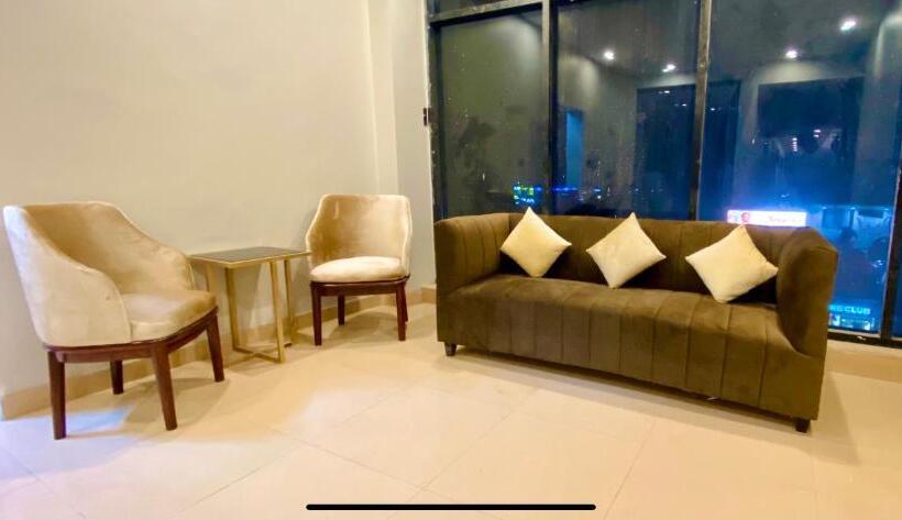 Grand Luxury Hotel Multan