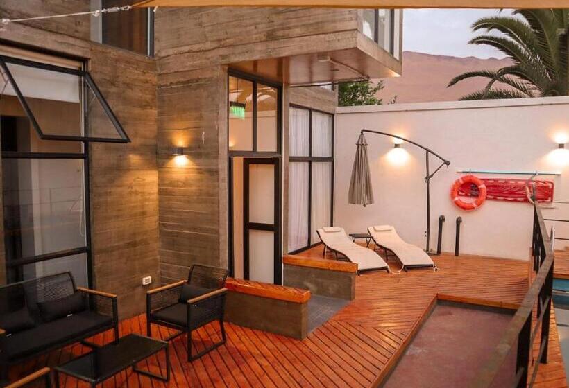 호텔 Hostal Litoral