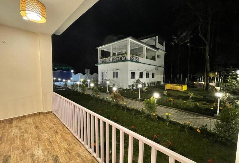 ホテル Jaldapara Forest Tourist Lodge Jftl