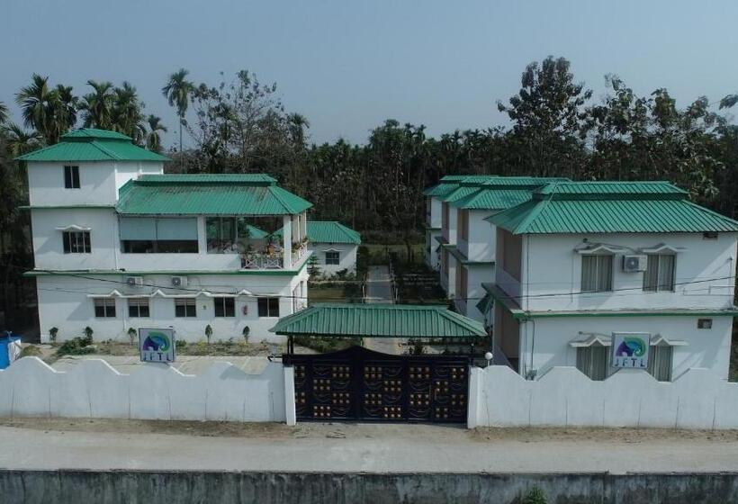 ホテル Jaldapara Forest Tourist Lodge Jftl