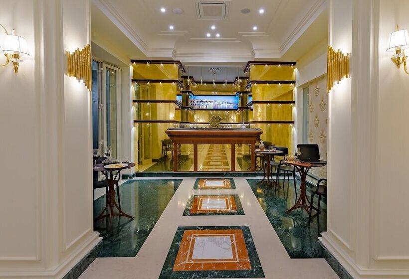 Отель La Paloma Blanca