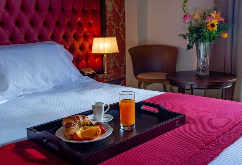 Отель La Paloma Blanca