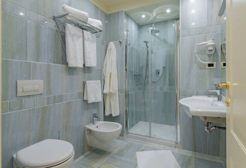 Отель La Paloma Blanca