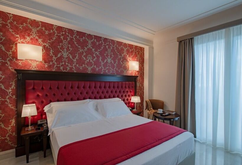 هتل La Paloma Blanca