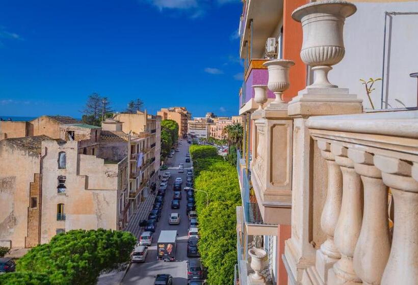 Отель La Paloma Blanca