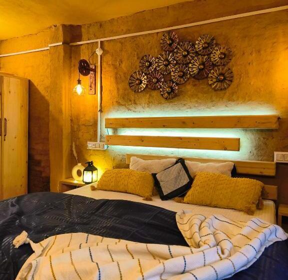 בית מלון כפרי Mud Stays