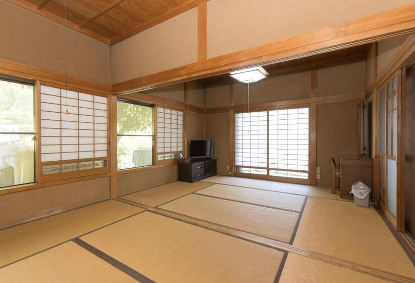 فندق Oninosanpomichi