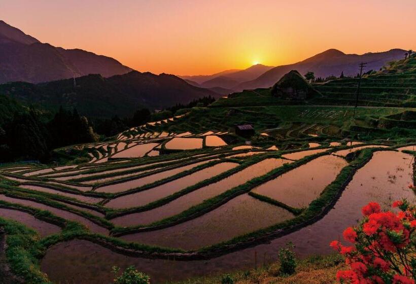 فندق Oninosanpomichi