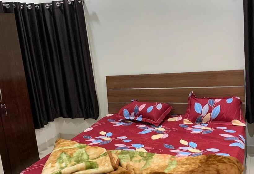 호텔 Pop 80627j  Crowne Plaza