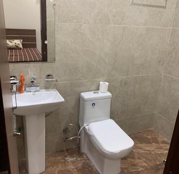 호텔 Pop 80627j  Crowne Plaza