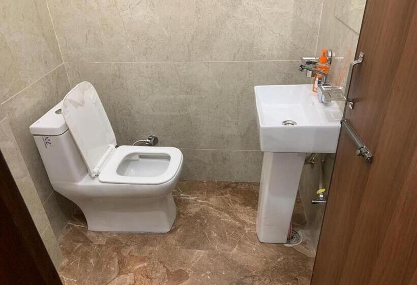 호텔 Pop 80627j  Crowne Plaza