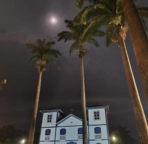 בית מלון כפרי Quinta Santa Bárbara Pirenópolis