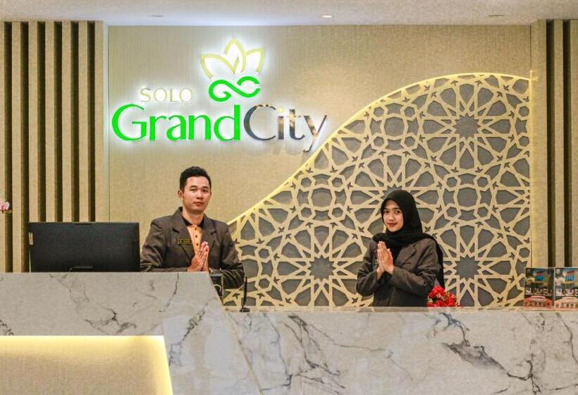 فندق Solo Grand City