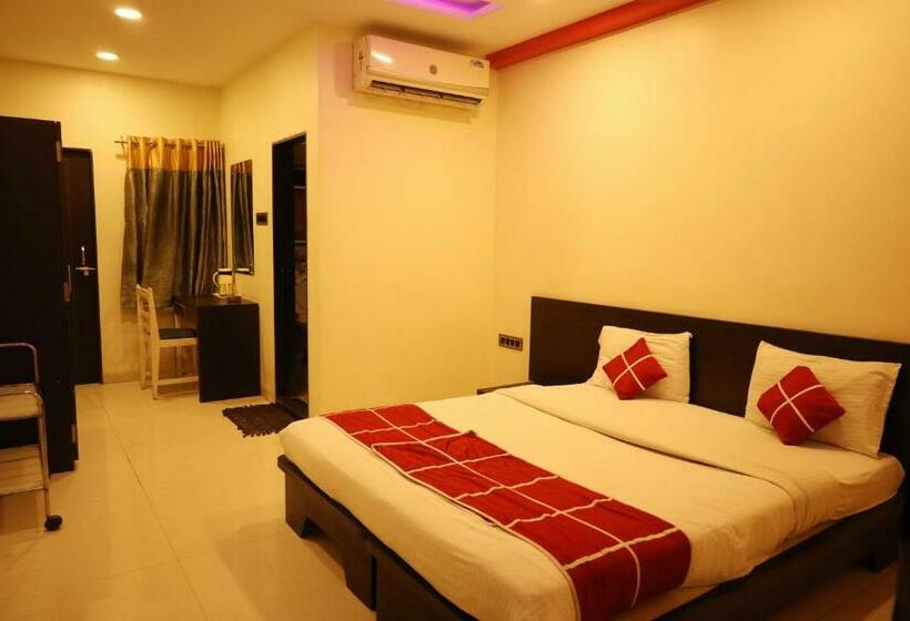 Fabhotel Sparkling Pearl