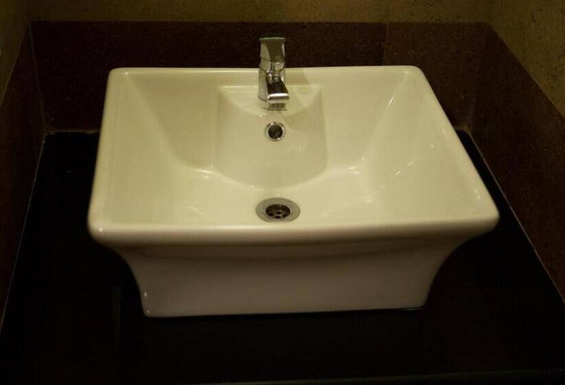 فندق Ss Residency