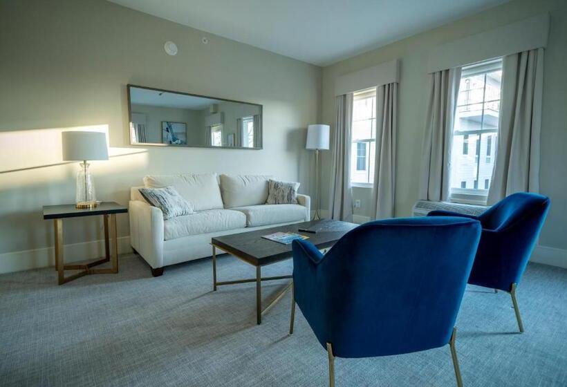 בית מלון כפרי The Orange Inn Boutique