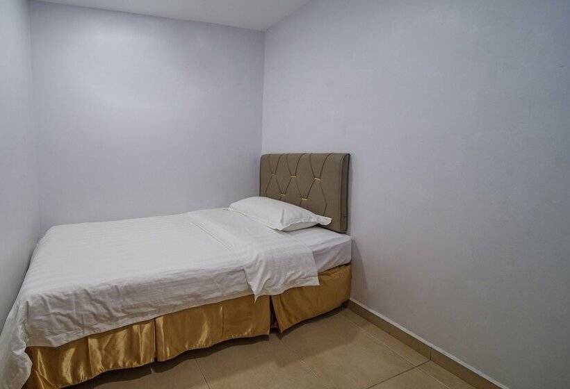 فندق Uptown Semenyih