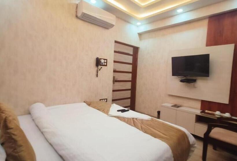 酒店 V Square Airport