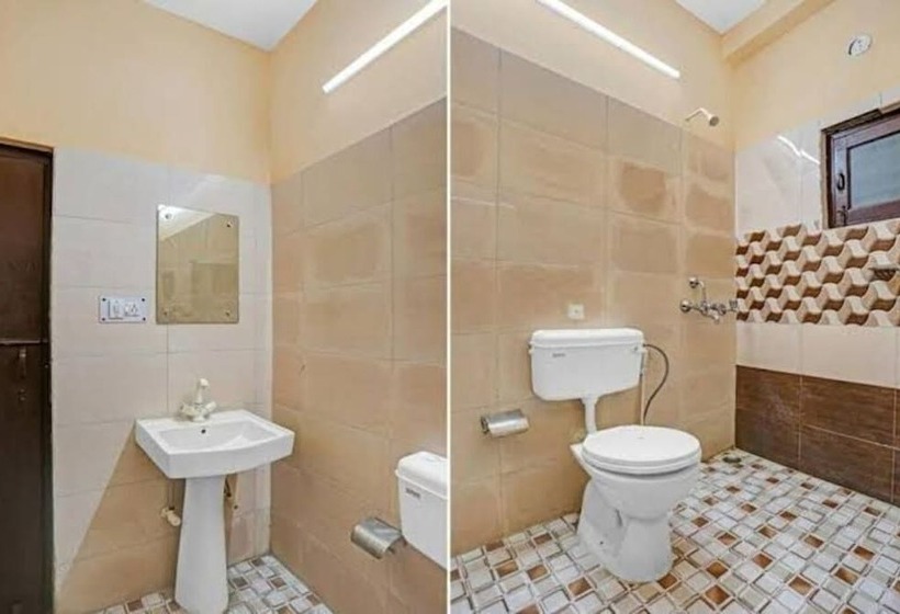 בית מלון כפרי Vishen Residency